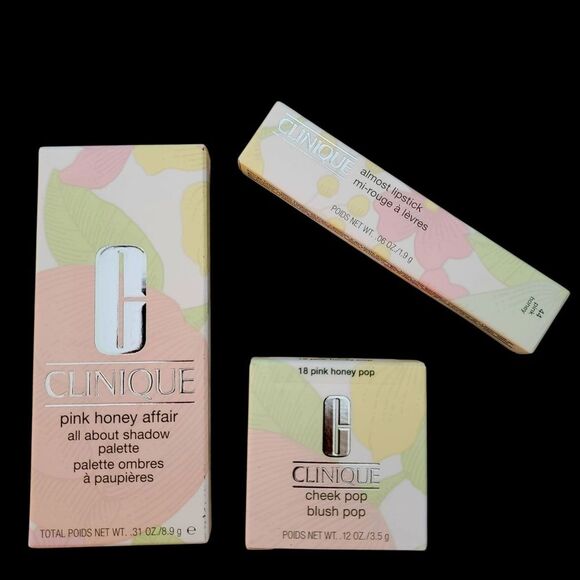 Clinique Other - Clinique Pink Honey Affair Eyeshadow and Blush Set